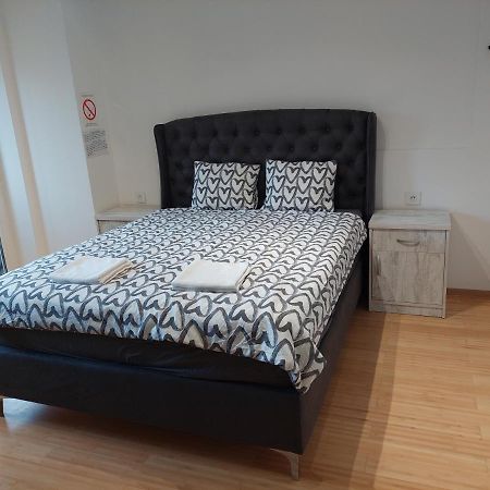 City Passage Apartments- Rooms Novi Sad Eksteriør bilde