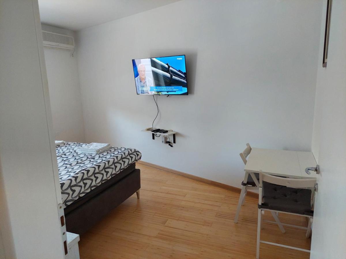City Passage Apartments- Rooms Novi Sad Eksteriør bilde